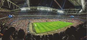 Guvernul german se opune revenirii suporterilor pe stadioane